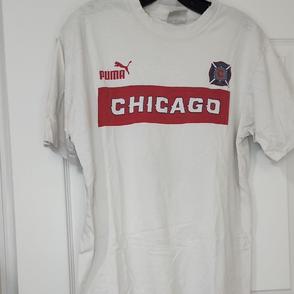 Puma Men's White and Red Chicago Tee